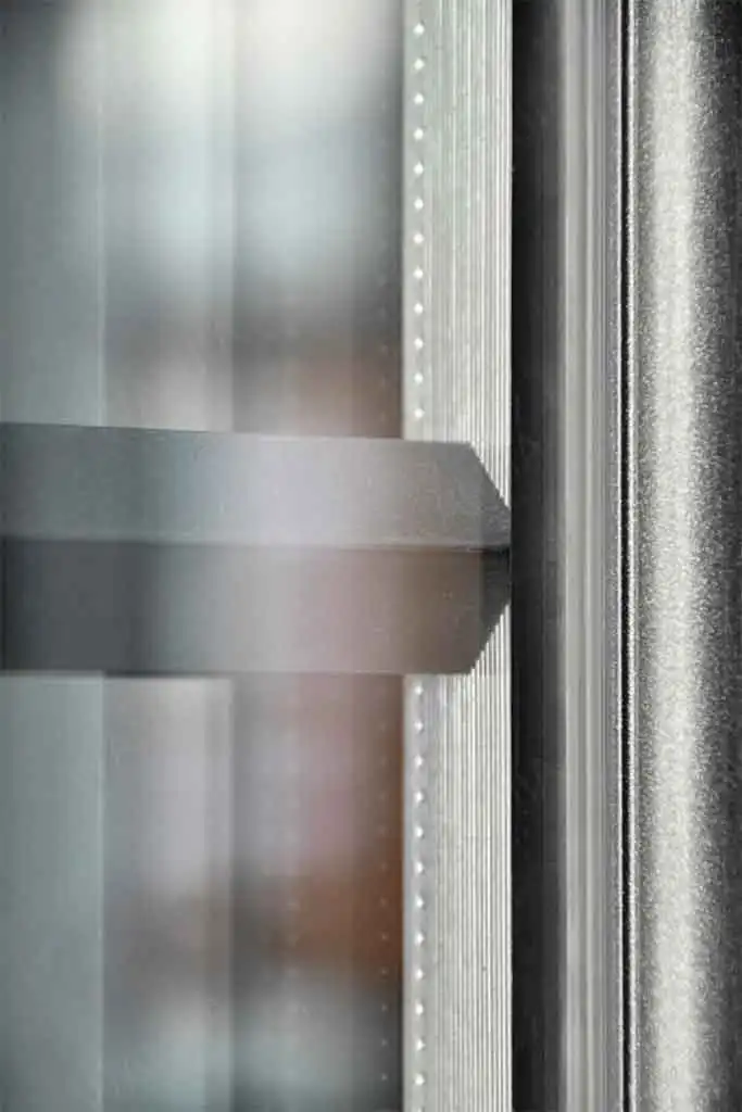 WANJIA-window-door-70-detail-page-modern-aluminum-casement-door-product-physical-map-10 WANJIA window door 70 modern aluminum casement door 9
