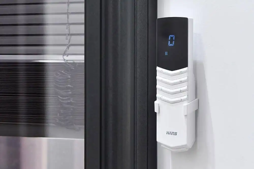 Remote control, intelligent, built-in blinds and doors