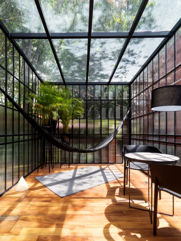 WANJIA black aluminum glass sunroom